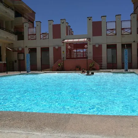 & Pool Arinaga